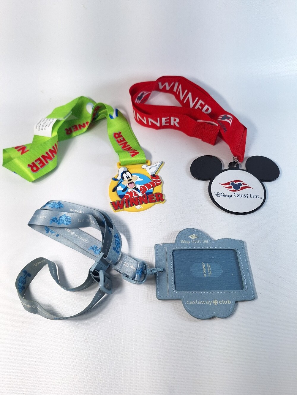 Disney Cruise Line DCL Trivia Winner Medals Lanyard Lot Goofy Castaway Club ID